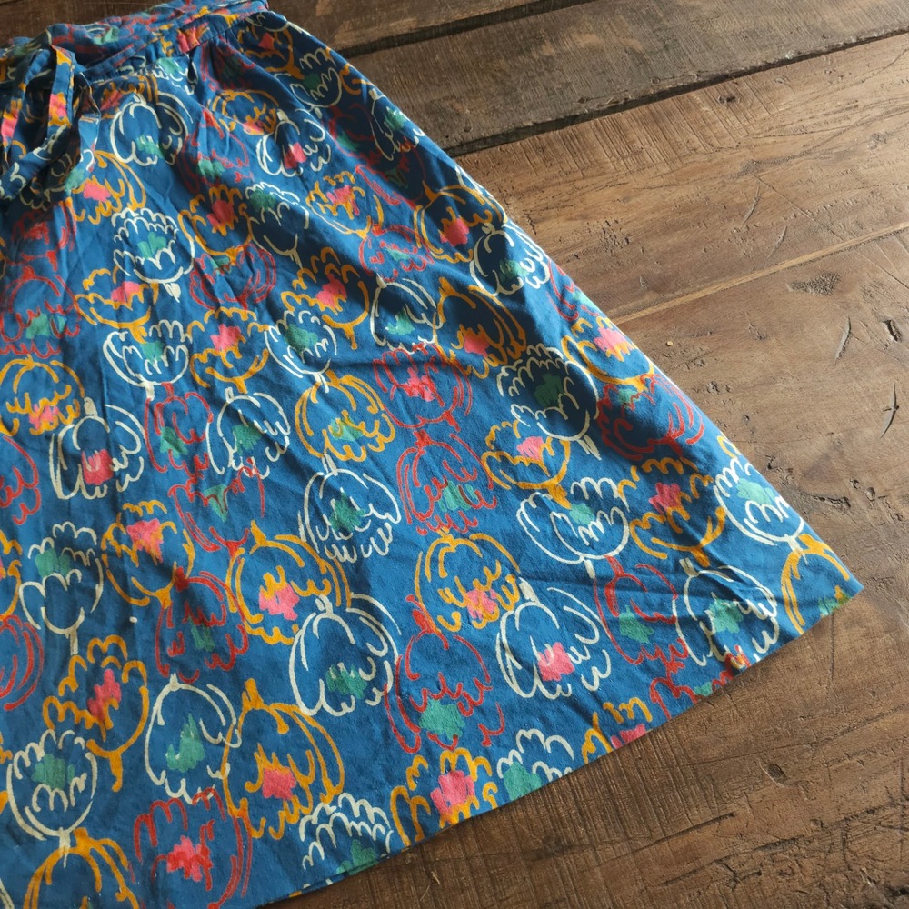 Vintage 1970s Blue Abstract Floral Wrap Skirt A-Line Boho Cotton Midi Skirt - Picture 5 of 13